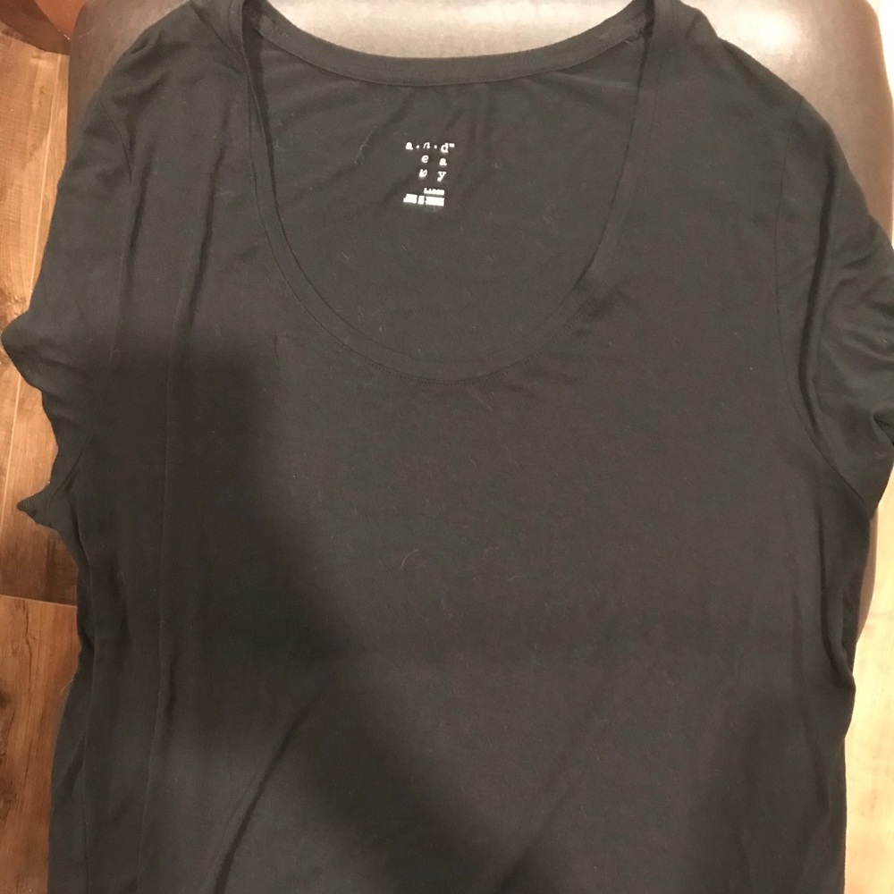 Black scoop neck tee - A New Day